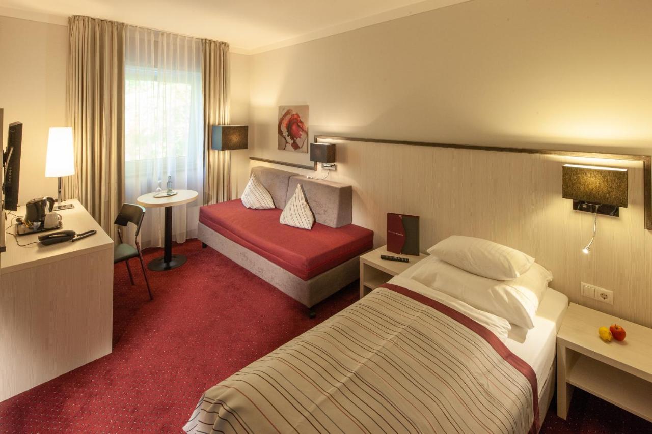 Bergers Airporthotel Memmingen Memmingerberg Ngoại thất bức ảnh